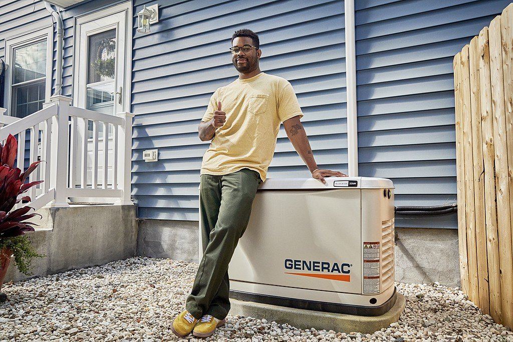 What is an automatic standby home generator?